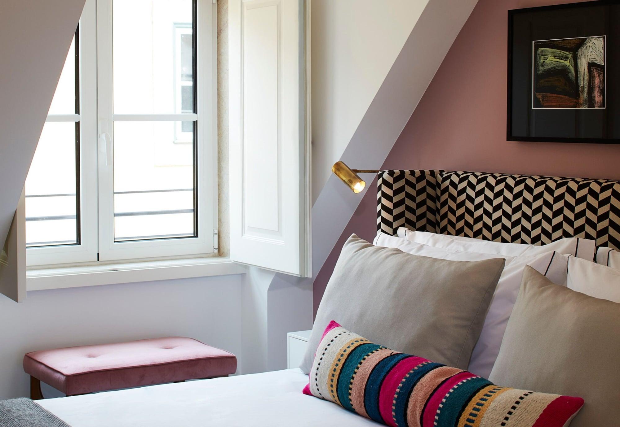 The Lumiares Hotel & Spa - Small Luxury Hotels Of The World Lisboa Kültér fotó A room at the Hotel de l'Alma