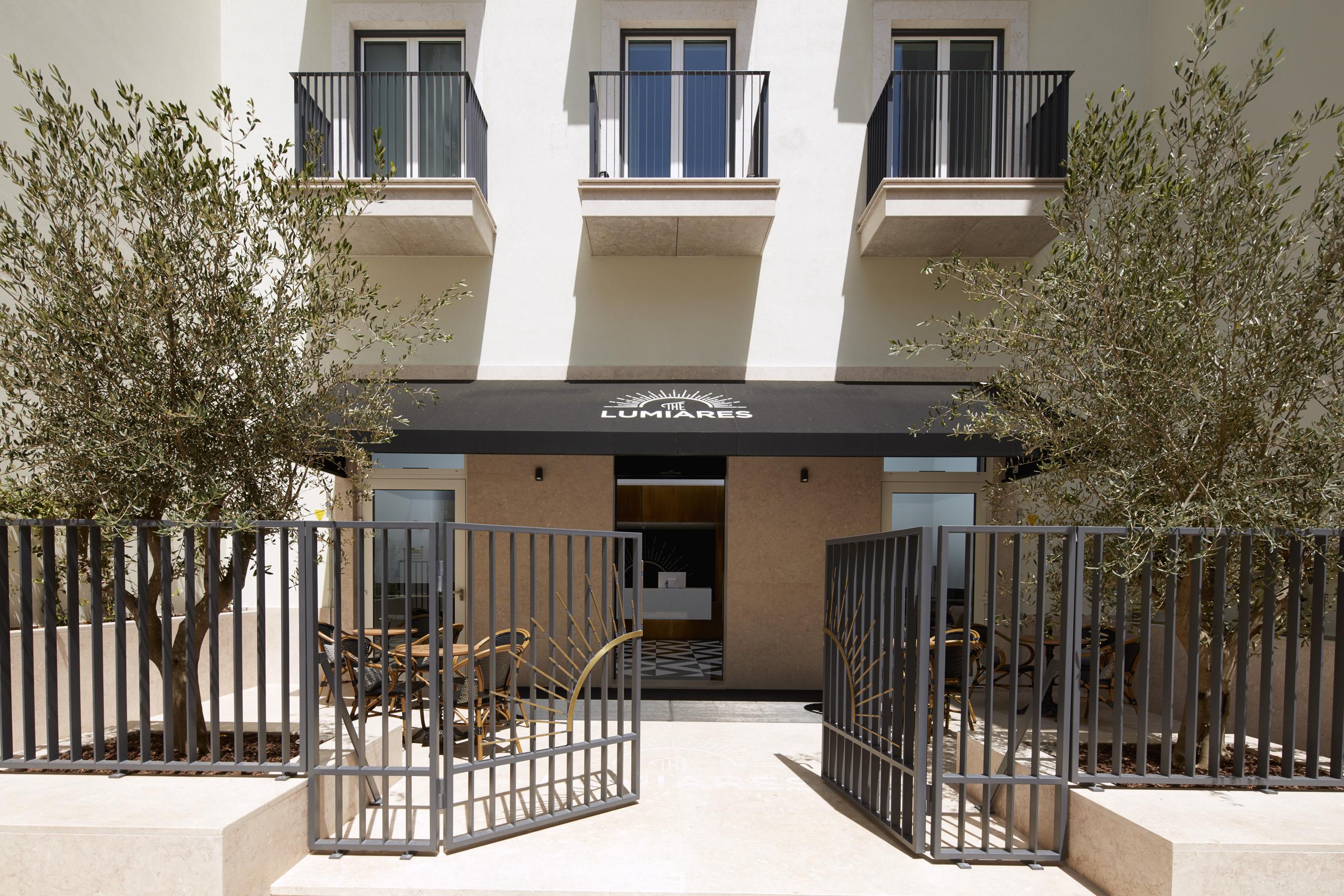The Lumiares Hotel & Spa - Small Luxury Hotels Of The World Lisboa Kültér fotó The entrance of the hotel