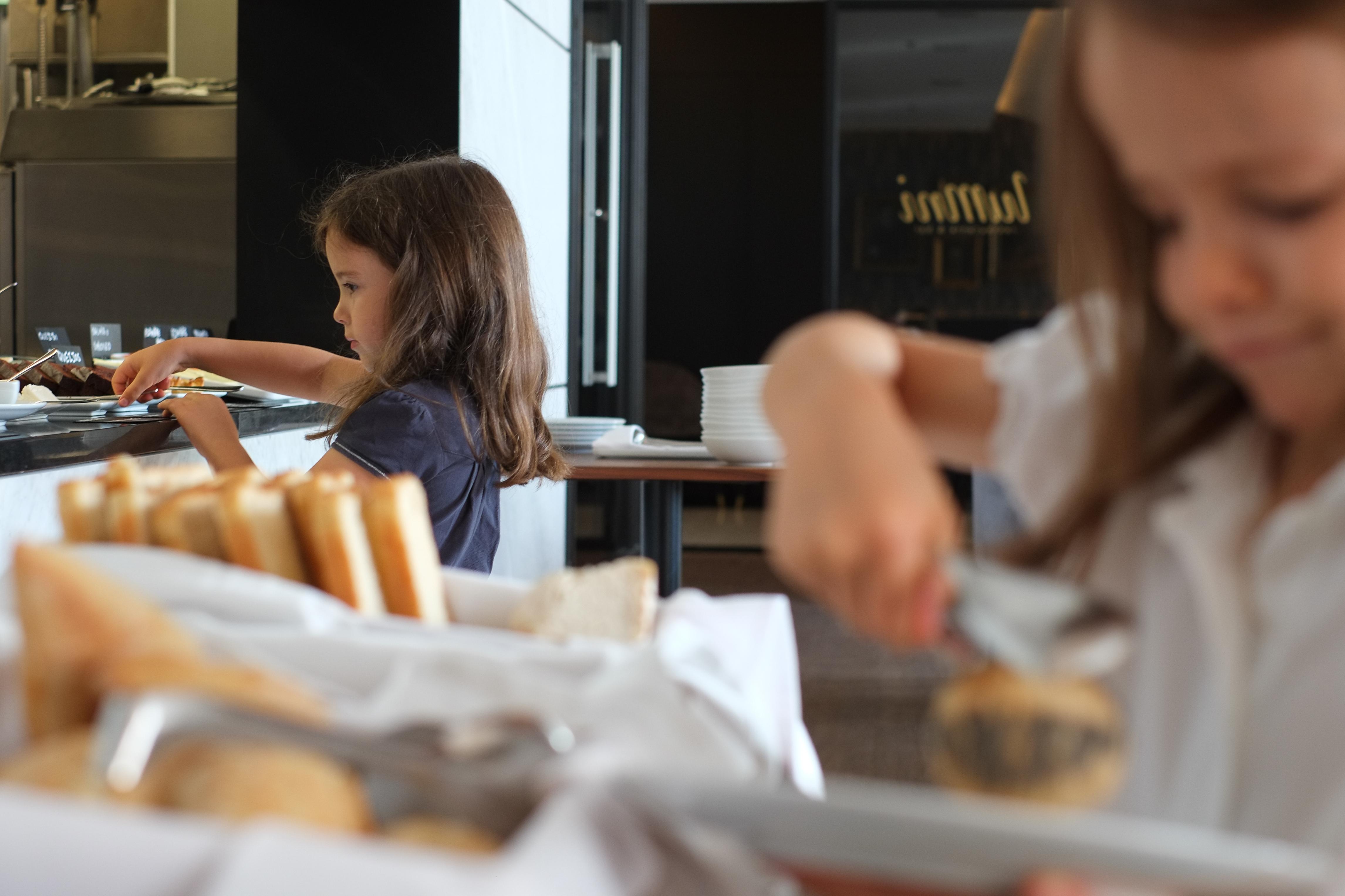 The Lumiares Hotel & Spa - Small Luxury Hotels Of The World Lisboa Kültér fotó Children at the International School of Düsseldorf