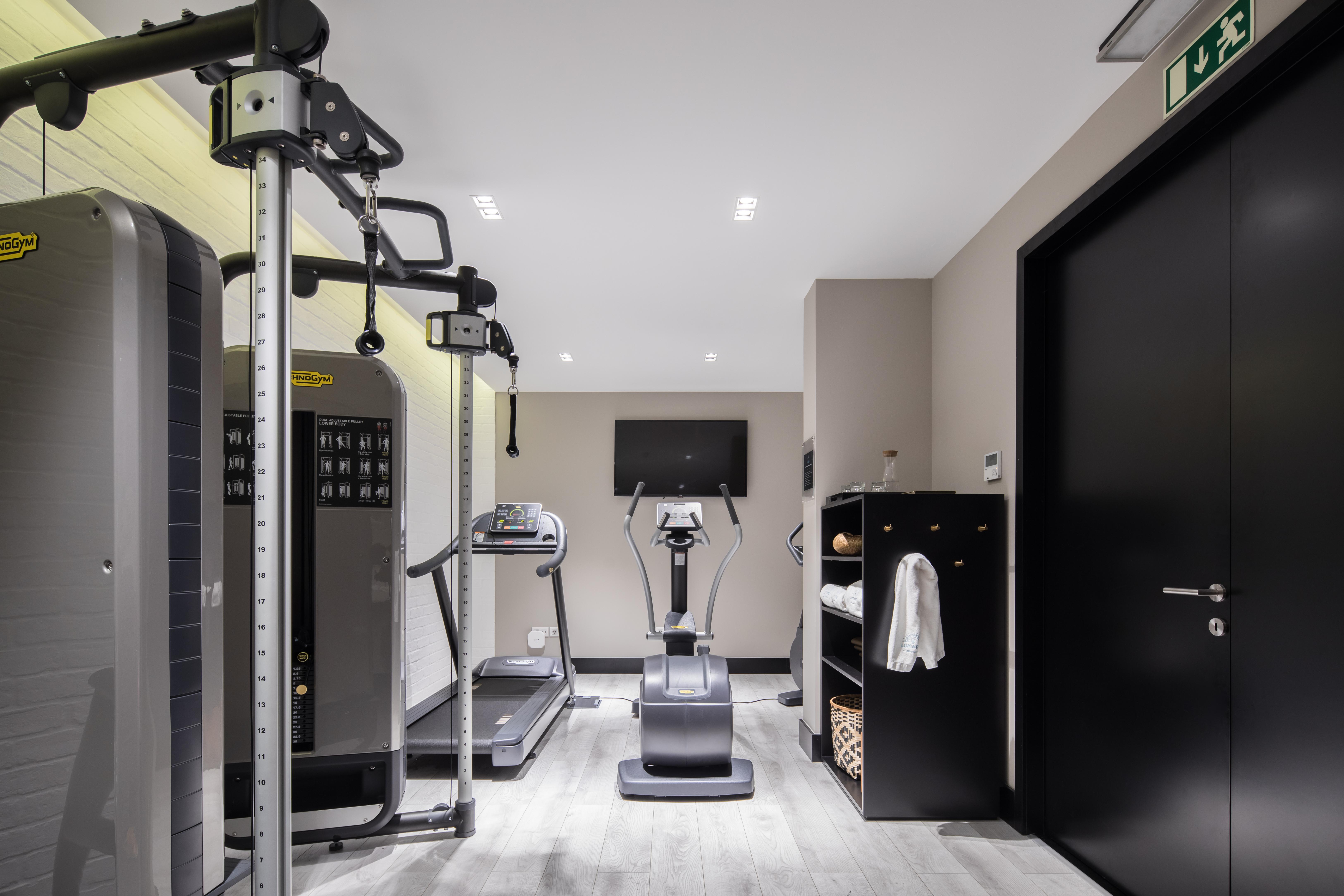 The Lumiares Hotel & Spa - Small Luxury Hotels Of The World Lisboa Kültér fotó The gym at the hotel