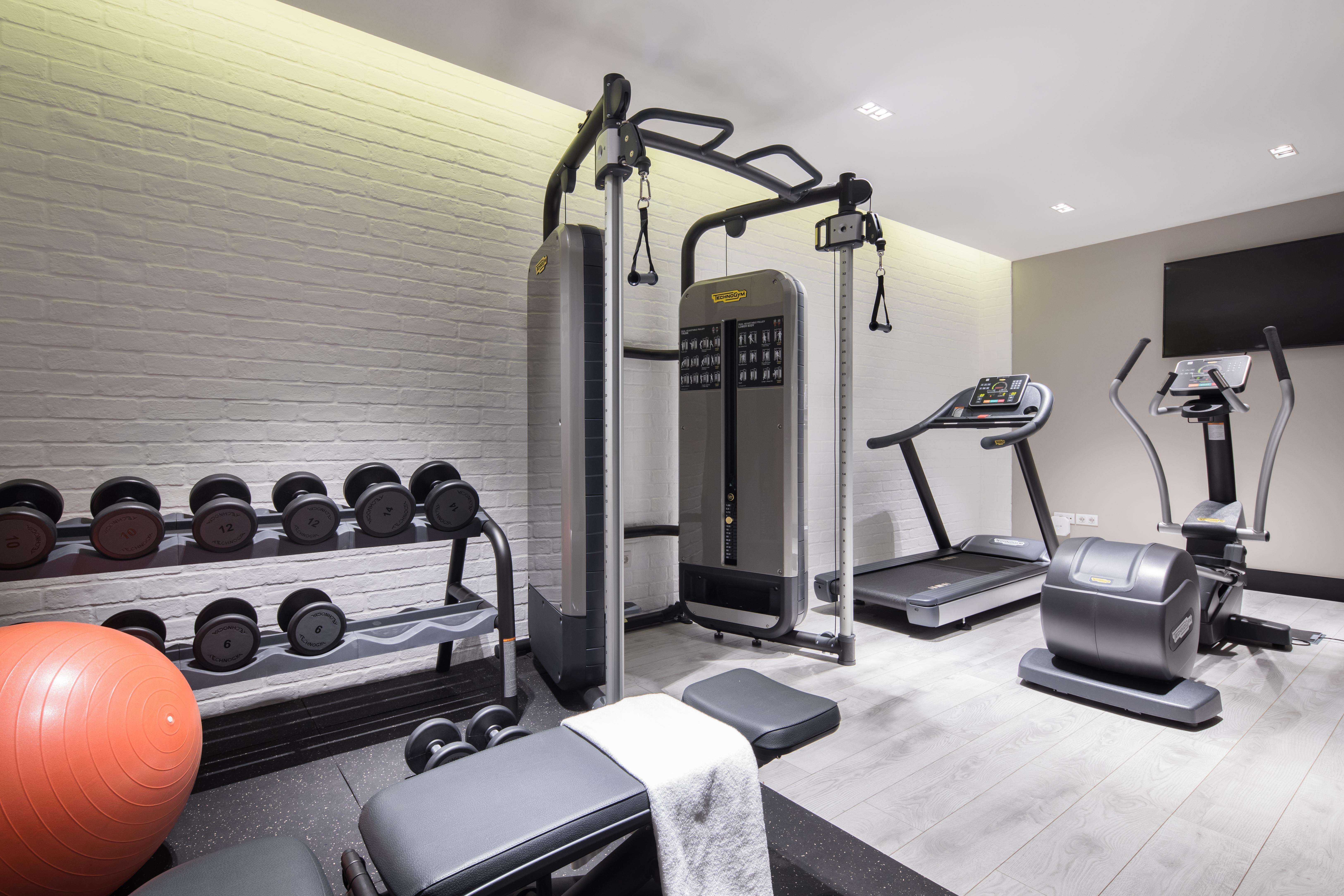 The Lumiares Hotel & Spa - Small Luxury Hotels Of The World Lisboa Kültér fotó The gym at the hotel